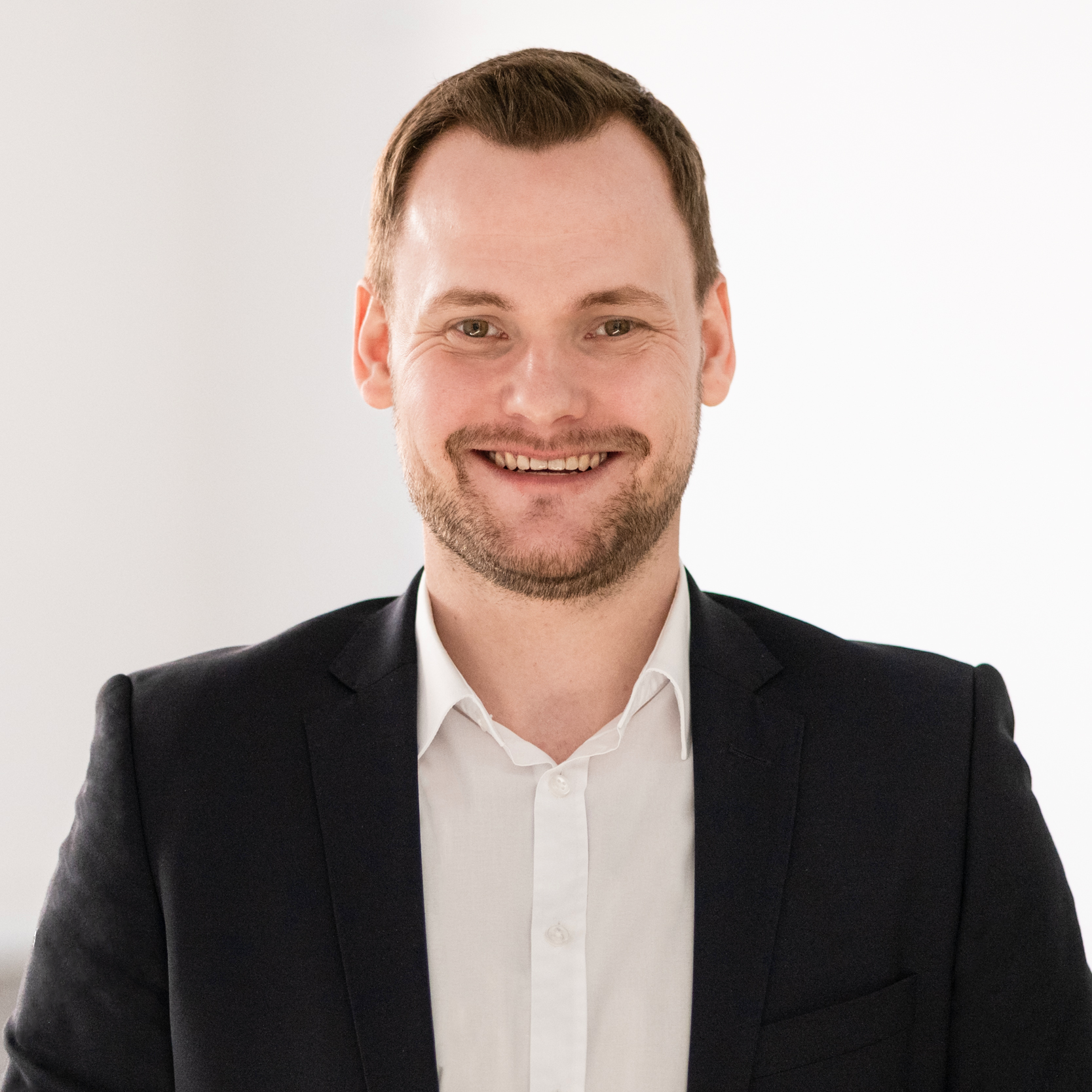 Felix Theuerzeit, Head of Channel & Marketing Management Car Access, über das parkoneer Partnernetzwerk